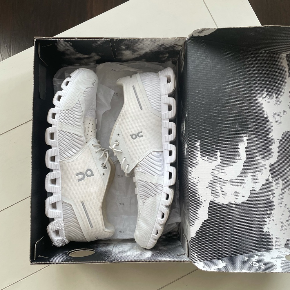 Men’s On Cloud Running Shoe White Size 9.5